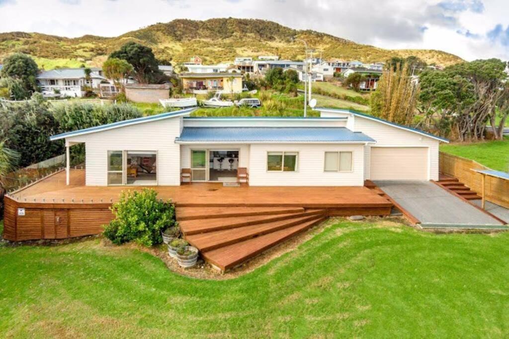 The Bach Wai Rua A Waterfront Home Opononi Exterior foto